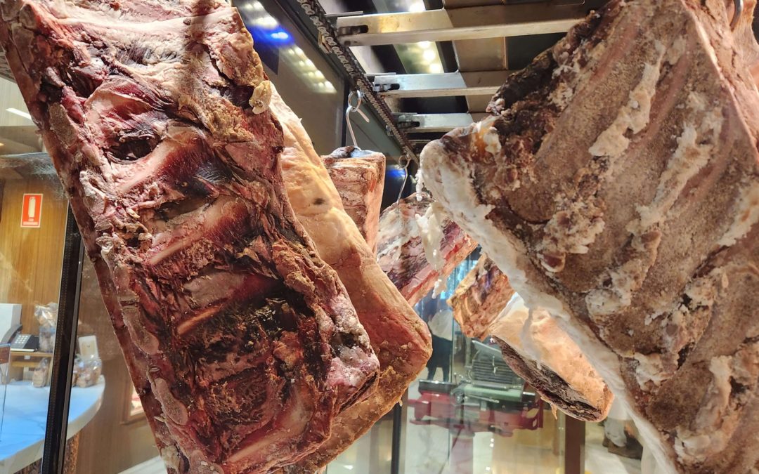 The Ultimate Indulgence: Sink Your Teeth into a Perfectly Dry Aged Porterhouse Steak!